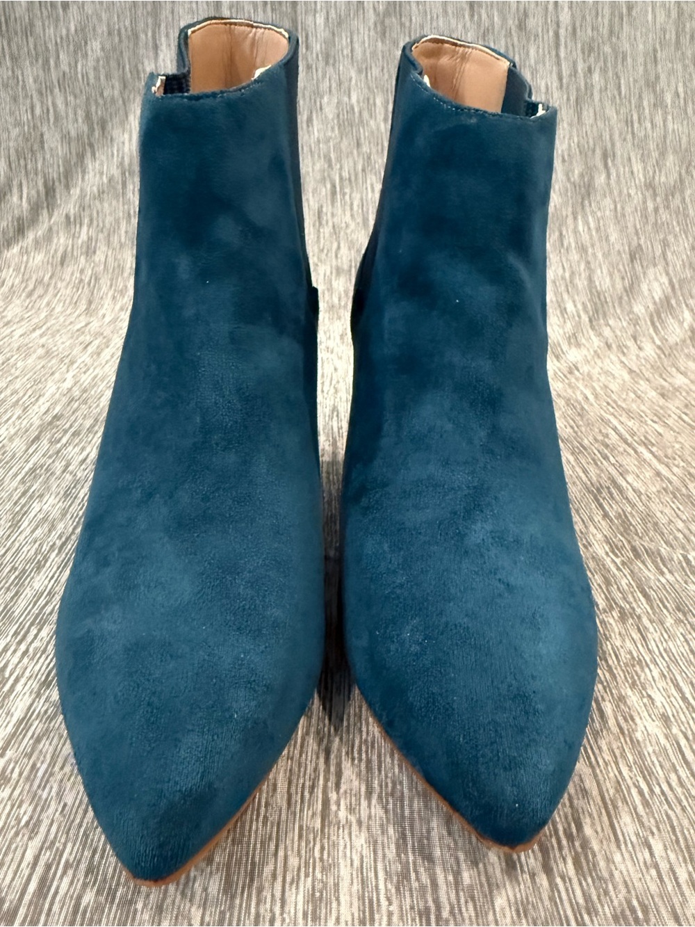 Journee Collection Teal Faux Suede Ankle Boot size 10 - Picture 3 of 8